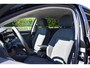 Volkswagen Golf Life Edition eHybrid | 'App-Connect' draadloze smartphone integratie | Achterbank in ongelijke delen neerklapbaar incl. middenarmsteun en doorlaadmogelijkheid | Afstandscontrolesysteem (Front Assist)