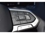 Volkswagen Golf Life Edition eHybrid | 'App-Connect' draadloze smartphone integratie | Achterbank in ongelijke delen neerklapbaar incl. middenarmsteun en doorlaadmogelijkheid | Afstandscontrolesysteem (Front Assist)