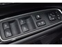 Mitsubishi Outlander 2.4 PHEV Intense | AWD | Stoelverwarming | Camera + Sensoren Voor/ Achter |