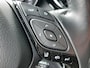 Toyota C-HR / C-HR+ 2.0 HYBRID DYNAMIC TREKHAAK 4S-BANDEN NAVI PARK-SENSOREN 18''LMV APPLE/ANDROID CAMERA BLUETOOTH NL-AUTO AD-CRUISE