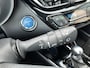 Toyota C-HR / C-HR+ 2.0 HYBRID DYNAMIC TREKHAAK 4S-BANDEN NAVI PARK-SENSOREN 18''LMV APPLE/ANDROID CAMERA BLUETOOTH NL-AUTO AD-CRUISE