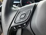 Toyota C-HR / C-HR+ 2.0 HYBRID DYNAMIC TREKHAAK 4S-BANDEN NAVI PARK-SENSOREN 18''LMV APPLE/ANDROID CAMERA BLUETOOTH NL-AUTO AD-CRUISE