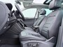 Volkswagen Tiguan 1.4 TSI eHybrid Elegance | Pano Dak | Trekhaak | 360 Camera | ACC | Side Assist | Elek. Achterklep | Elek. Stoelen | Matrix LED | Stuur-/Stoelverwarming | 19'' |