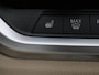 BMW 3-Serie 330i High Executive | Panoramadak | Sport Line | Leder | Stoelverwarming | Trekhaak | Carplay | Live Cockpit | Camera | Navigatie | Sfeerverlichting | Park Assist | Sportstoelen | Climate control