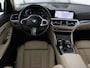 BMW 3-Serie 330i High Executive | Panoramadak | Sport Line | Leder | Stoelverwarming | Trekhaak | Carplay | Live Cockpit | Camera | Navigatie | Sfeerverlichting | Park Assist | Sportstoelen | Climate control