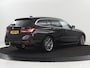 BMW 3-Serie 330i High Executive | Panoramadak | Sport Line | Leder | Stoelverwarming | Trekhaak | Carplay | Live Cockpit | Camera | Navigatie | Sfeerverlichting | Park Assist | Sportstoelen | Climate control