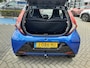 Toyota Aygo X X-CLUSIV 5-DEURS AUTOMAAT TREKHAAK CAMERA NL-AUTO KEYLESS LM-VELGEN BI-TONE BLUETOOTH