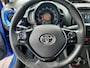 Toyota Aygo X X-CLUSIV 5-DEURS AUTOMAAT TREKHAAK CAMERA NL-AUTO KEYLESS LM-VELGEN BI-TONE BLUETOOTH