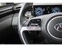Hyundai Tucson 1.6 T-GDI PHEV Comfort Smart 4WD | Stoelverwarming voor| Stuurwielverwarmig | Navigatie | Climate Control | Achteruitrijcamera | Airco (automatisch) | Apple Carplay/Android Auto|telefoonintegratie premium