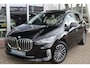 BMW 2-Serie Active Tourer (u06) 225e XDRIVE 245PK LUXURY LINE PREMIUM Panodak | Navi | Leer | Camera | Live Cockpit |
