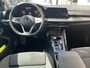 Volkswagen Golf 1.4 eHybrid Style / AUTOMAAT/ DCC/ ACC/ PARK.SENSOREN V+A/ STUUR+STOELVERWARMING/ MEMORY SEAT/ MASSAGE/ APP-CONNECT/ DIGITAL DASG/ NAVI/ DAB/ CLIMA/ LED/ 16'' LMV