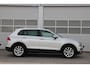Volkswagen Tiguan 1.5 TSI 150pk DSG Highline | Panoramadak | Stoelverwarming | Memory Stoel | Leer