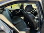 BMW 3-Serie 320d High Executive | " 158.000 KM '' + Cruise + Airco + Navi Nu € 9.975,-!!!