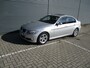 BMW 3-Serie 316i Black & Silver Line Km 166956 Nap !! LET OP loopt op 3 cylinders zeer mooie Nederlandse auto met boekjes erbij
