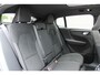 Volvo EC40 Single Motor Extended Range Ultra Black Ed. 82kWh| Zwarte Lichtmetalen Velgen 20" | Panoramadak |Microtech/Nubuck Stoelen| Verwarmbare voorstoelen+stuurwiel | Achterbank Verwarmd| Elektrisch bedienbare voorstoelen | 360 graden camera | Premium Audio by Harman Kardon | Warmtepomp | Adaptieve Cruise Control | Extra Getint Glas Achter|
