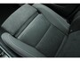 Volvo EC40 Single Motor Extended Range Ultra Black Ed. 82kWh| Zwarte Lichtmetalen Velgen 20" | Panoramadak |Microtech/Nubuck Stoelen| Verwarmbare voorstoelen+stuurwiel | Achterbank Verwarmd| Elektrisch bedienbare voorstoelen | 360 graden camera | Premium Audio by Harman Kardon | Warmtepomp | Adaptieve Cruise Control | Extra Getint Glas Achter|