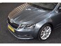 Skoda Octavia Combi 1.0 TSI Greentech Style Business Trekhaak CarPlay 151dkm Clima Cruise PDC LED 1e eig. Nwe APK