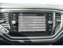 Volkswagen T-Roc 1.5 TSI 150pk DSG Style | Trekhaak | Navigatie | Apple Carplay & Android Auto