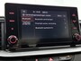 Kia Ceed Sportswagon 1.5 T-GDi DynamicPlusLine | Trekhaak | 18" LM Velgen | Stuur-/Stoelverwarming | Camera |