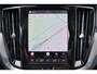 Volvo V60 T6 Recharge AWD Plus Dark - Panorama/schuifdak - IntelliSafe Assist & Surround - 360º Camera - Harman/Kardon audio - Verwarmde voorstoelen, stuur & achterbank - Parkeersensoren voor & achter - Elektr. bedienb. voorstoelen met geheugen - Head up display - Extra getint glas - 19' LMV