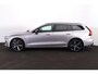 Volvo V60 T6 Recharge AWD Plus Dark - Panorama/schuifdak - IntelliSafe Assist & Surround - 360º Camera - Harman/Kardon audio - Verwarmde voorstoelen, stuur & achterbank - Parkeersensoren voor & achter - Elektr. bedienb. voorstoelen met geheugen - Head up display - Extra getint glas - 19' LMV