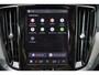 Volvo V60 T6 Recharge AWD Plus Dark - Panorama/schuifdak - IntelliSafe Assist & Surround - 360º Camera - Harman/Kardon audio - Verwarmde voorstoelen, stuur & achterbank - Parkeersensoren voor & achter - Elektr. bedienb. voorstoelen met geheugen - Head up display - Extra getint glas - 19' LMV