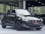 Suzuki Swift 1.0 Stijl Automaat 110PK | Achteruitrijcamera | Adaptieve Cruise Control | Climate Control | Carplay | Navigatie