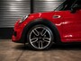 MINI Cooper 1.5 | Chili | JCW Pakket | Leder | LED | H&K | Head Up | 18 inch | NL Auto |
