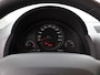 SEAT Mii 1.0 60pk Style Intense · Cruise Control · P-Sensoren · Airco · Radio · Bluetooth · 14'' Inch ·
