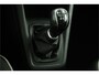 Kia Venga 1.4 CVVT ExecutiveLine - Airco - Cruise Control - Navigatie - Virena Zekerheidspakket 895 ,- BOVAG Garantie