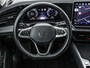 Volkswagen Passat Variant 1.5 eHybrid 204pk PHEV DSG Business · Camera · Elek. Voorstoelen + Massagefunctie · Stuur- & Stoelverwarming · Optiekpakket Zwart · Side Assist · Garantie t/m 18-08-2028 of 100.000km