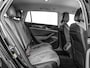 Volkswagen Passat Variant 1.5 eHybrid 204pk PHEV DSG Business · Camera · Elek. Voorstoelen + Massagefunctie · Stuur- & Stoelverwarming · Optiekpakket Zwart · Side Assist · Garantie t/m 18-08-2028 of 100.000km
