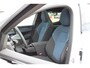 Volvo EX30 Cross Country Twin Motor Performance Ultra 69 kWh | 360º camera | Panorama Dak | 22KW Boordlader | Elektrisch Verstelbare Voorstoelen | Audio by Harman Kardon | Keyless Entry | Extra Getint Glas Achter