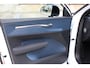 Volvo EX30 Cross Country Twin Motor Performance Ultra 69 kWh | 360º camera | Panorama Dak | 22KW Boordlader | Elektrisch Verstelbare Voorstoelen | Audio by Harman Kardon | Keyless Entry | Extra Getint Glas Achter
