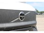 Volvo EX30 Cross Country Twin Motor Performance Ultra 69 kWh | 360º camera | Panorama Dak | 22KW Boordlader | Elektrisch Verstelbare Voorstoelen | Audio by Harman Kardon | Keyless Entry | Extra Getint Glas Achter