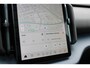Volvo EX30 Cross Country Twin Motor Performance Ultra 69 kWh | 360º camera | Panorama Dak | 22KW Boordlader | Elektrisch Verstelbare Voorstoelen | Audio by Harman Kardon | Keyless Entry | Extra Getint Glas Achter