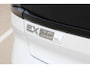 Volvo EX30 Cross Country Twin Motor Performance Ultra 69 kWh | 360º camera | Panorama Dak | 22KW Boordlader | Elektrisch Verstelbare Voorstoelen | Audio by Harman Kardon | Keyless Entry | Extra Getint Glas Achter
