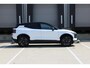 Volvo EX30 Cross Country Twin Motor Performance Ultra 69 kWh | 360º camera | Panorama Dak | 22KW Boordlader | Elektrisch Verstelbare Voorstoelen | Audio by Harman Kardon | Keyless Entry | Extra Getint Glas Achter