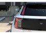 Volvo EX30 Cross Country Twin Motor Performance Ultra 69 kWh | 360º camera | Panorama Dak | 22KW Boordlader | Elektrisch Verstelbare Voorstoelen | Audio by Harman Kardon | Keyless Entry | Extra Getint Glas Achter