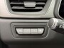 Renault Captur 1.6 E-Tech Plug-in Hybrid 160 Intens | elektrisch glazen schuif-/kanteldak | 360 graden camera | Stoelverwarming | Park assist | Navigatie |