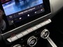 Renault Captur 1.6 E-Tech Plug-in Hybrid 160 Intens | elektrisch glazen schuif-/kanteldak | 360 graden camera | Stoelverwarming | Park assist | Navigatie |