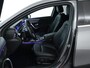 Mercedes-Benz A-klasse 160 Business Solution Luxury | Achteruitrijcamera | Sfeerverlichting | Stoelverwarming | Leder | Apple Carplay | Inclusief 24 maanden MB Certified garantie voor Europa.