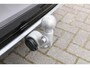 Volvo V60 T6 Plug-in hybrid AWD Plus Dark | Trekhaak | 360 graden camera | Verwarmbare voorstoelen en stuurwiel | Premium audio by Harman Kardon | Adaptieve cruise control | Verwarmbare achterbank en achterruit