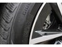Volvo V60 T6 Plug-in hybrid AWD Plus Dark | Trekhaak | 360 graden camera | Verwarmbare voorstoelen en stuurwiel | Premium audio by Harman Kardon | Adaptieve cruise control | Verwarmbare achterbank en achterruit