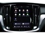 Volvo V60 T6 Plug-in hybrid AWD Plus Dark | Trekhaak | 360 graden camera | Verwarmbare voorstoelen en stuurwiel | Premium audio by Harman Kardon | Adaptieve cruise control | Verwarmbare achterbank en achterruit