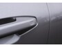 Volvo V60 T6 Plug-in hybrid AWD Plus Dark | Trekhaak | 360 graden camera | Verwarmbare voorstoelen en stuurwiel | Premium audio by Harman Kardon | Adaptieve cruise control | Verwarmbare achterbank en achterruit