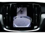 Volvo V60 T6 Plug-in hybrid AWD Plus Dark | Trekhaak | 360 graden camera | Verwarmbare voorstoelen en stuurwiel | Premium audio by Harman Kardon | Adaptieve cruise control | Verwarmbare achterbank en achterruit