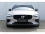 Volvo V60 T6 Plug-in hybrid AWD Plus Dark | Trekhaak | Verwarmbare voorstoelen en stuurwiel | 360 graden camera | Premium audio by Harman Kardon | Premium audio by Harman Kardon | Apple carplay/Android auto