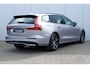 Volvo V60 T6 Plug-in hybrid AWD Plus Dark | Trekhaak | Verwarmbare voorstoelen en stuurwiel | 360 graden camera | Premium audio by Harman Kardon | Premium audio by Harman Kardon | Apple carplay/Android auto