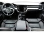 Volvo V60 T6 Plug-in hybrid AWD Plus Dark | Trekhaak | Verwarmbare voorstoelen en stuurwiel | 360 graden camera | Premium audio by Harman Kardon | Premium audio by Harman Kardon | Apple carplay/Android auto